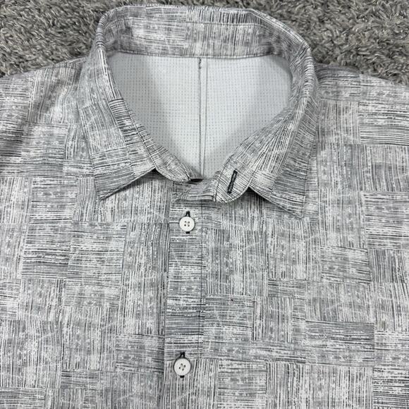 Lululemon Shirt Mens Medium Gray Airing Easy Short Sleeve Performance Button Up - Picture 2 of 7